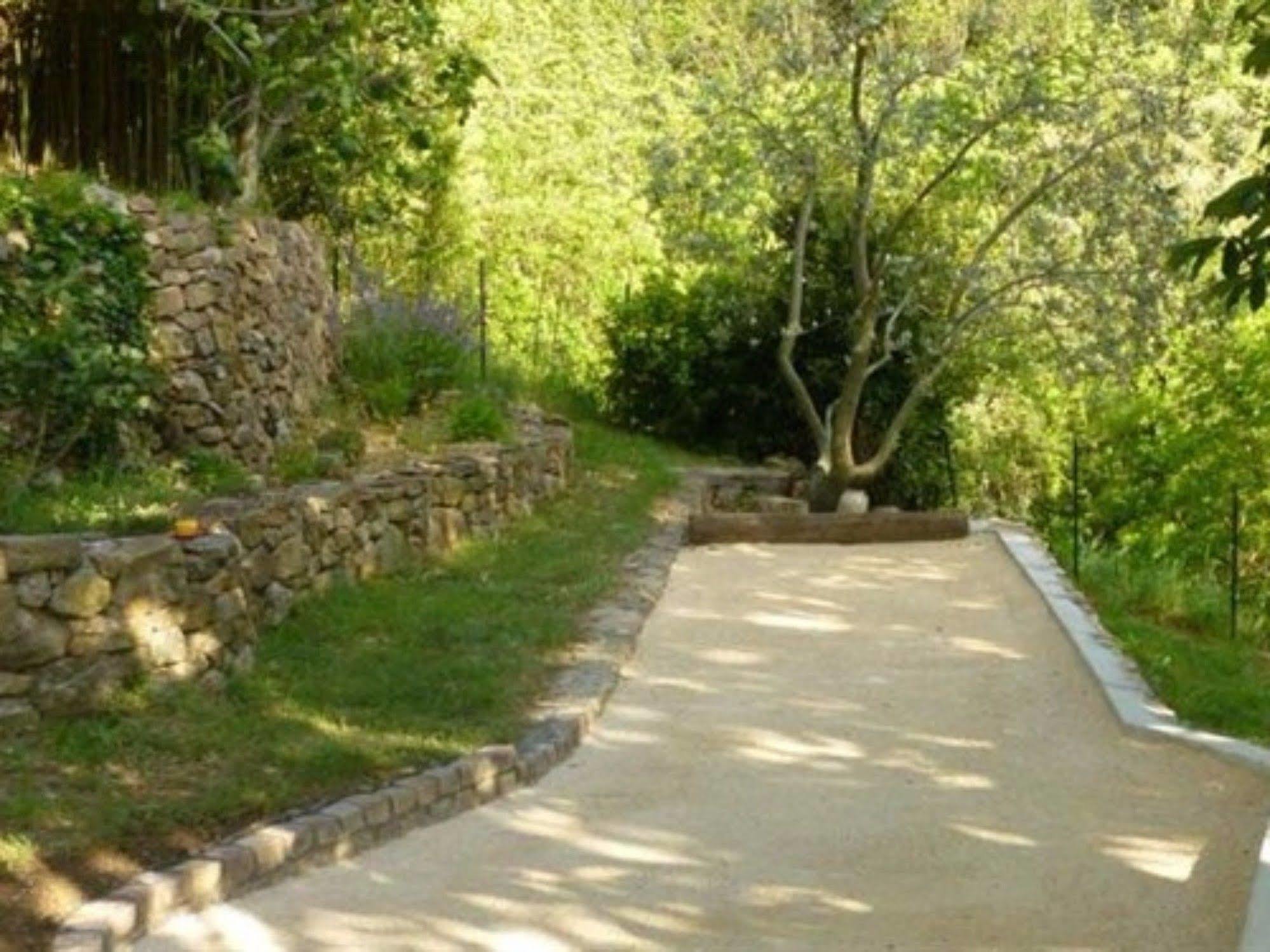 L'Evidence Bed & Breakfast Prades  Bagian luar foto